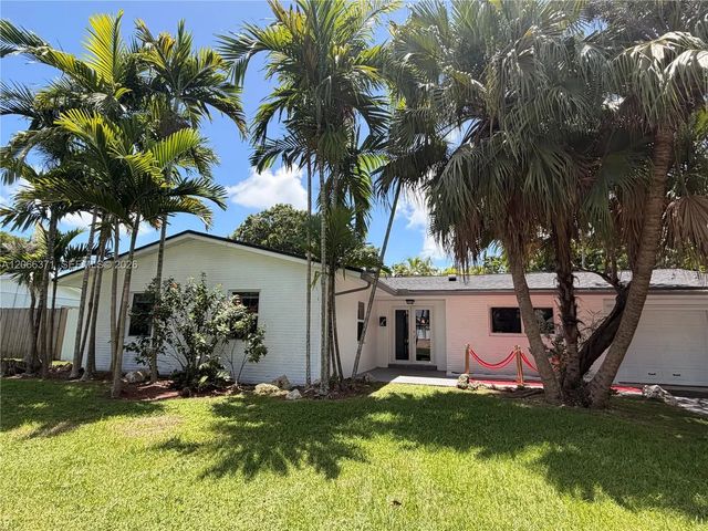 3 of 29 - 9934 Sw 195th Street, Cutler Bay, FL