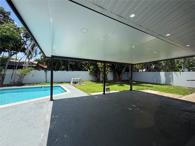 5 of 29 - 9934 Sw 195th Street, Cutler Bay, FL