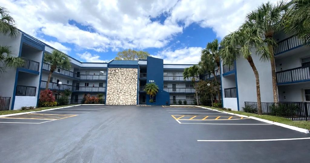 3160 Holiday Springs Boulevard #7-311, Margate