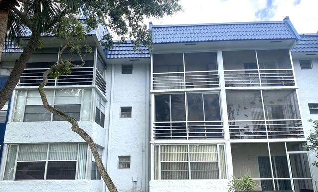 2 of 39 - 3160 Holiday Springs Boulevard #7-311, Margate, FL