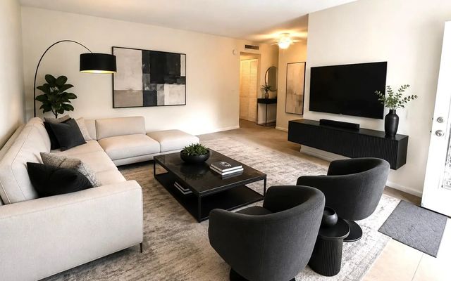 4 of 39 - 3160 Holiday Springs Boulevard #7-311, Margate, FL
