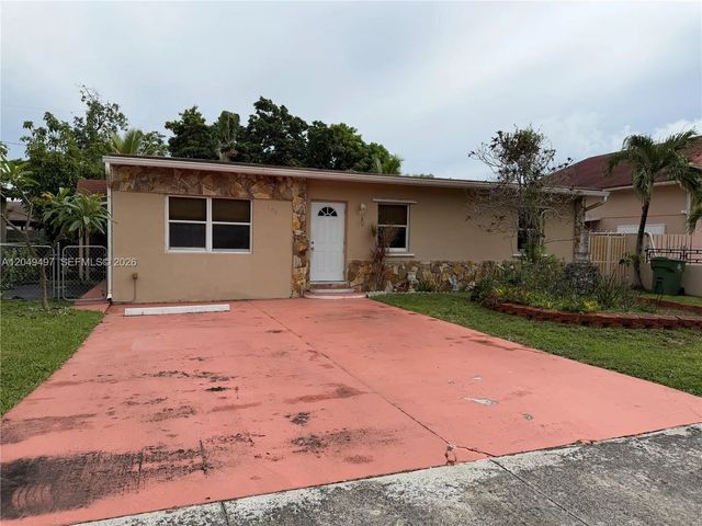 1061 E 20th Street, Hialeah