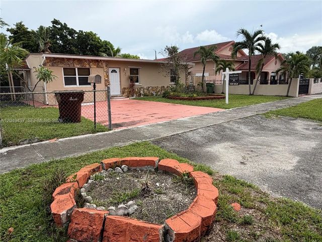 2 of 21 - 1061 E 20th Street, Hialeah, FL