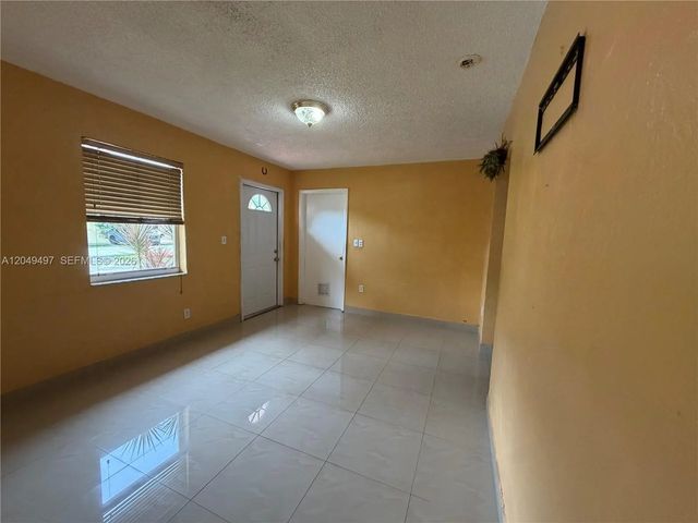 4 of 21 - 1061 E 20th Street, Hialeah, FL