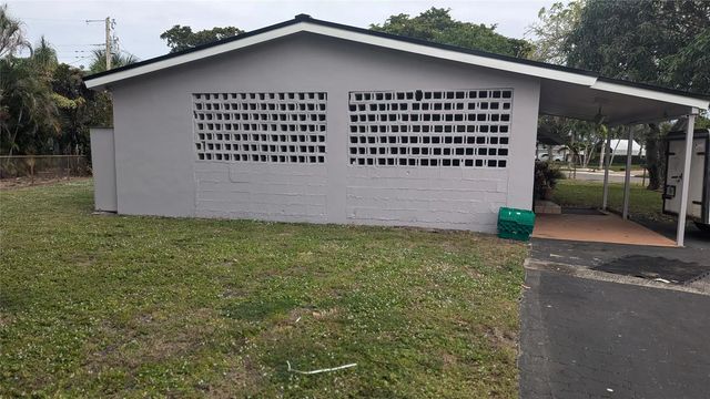 4 of 20 - 2080 Sw 38th Avenue, Fort Lauderdale, FL