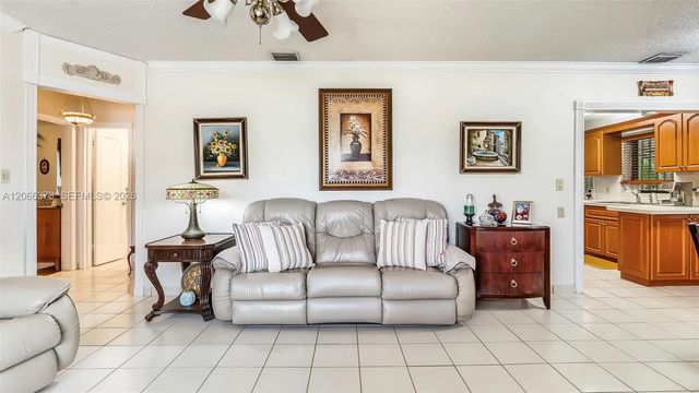 4 of 40 - 154 W 59th Street, Hialeah, FL