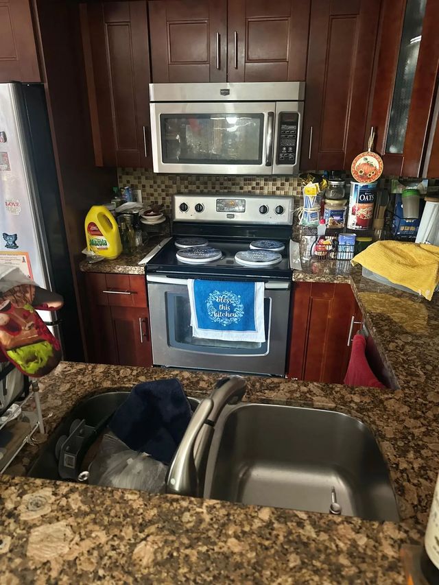5 of 8 - 121 Hidden Ct Road #11-c, Hollywood, FL