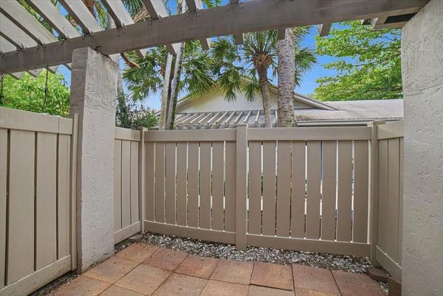 3 of 28 - 4846 Nw 22nd Street #4160, Coconut Creek, FL