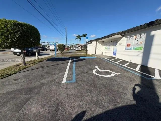 2 of 31 - 3221 Sw 107th Avenue, Miami, FL