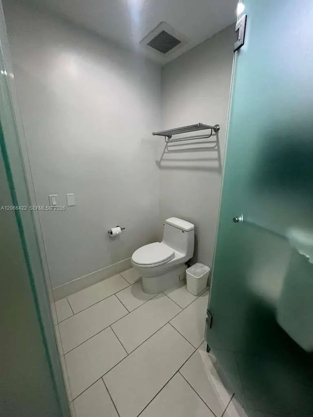 5 of 17 - 5300 Nw 87th Avenue #307, Doral, FL