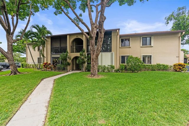 2 of 10 - 511 Shady Pine Way #d1, Greenacres, FL