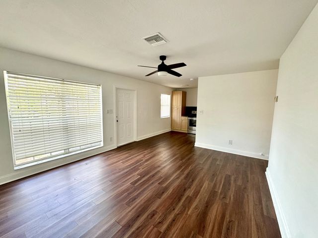 3 of 18 - 408 Nw 21st Terrace, Fort Lauderdale, FL