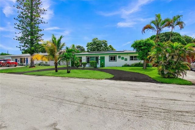 2 of 34 - 1650 Nw 1st Way, Pompano Beach, FL