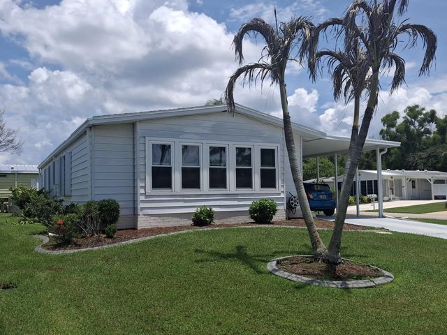 8530 Lidflower Court, 
