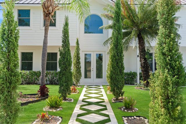 2 of 31 - 100 Norwood Road, Jupiter, FL