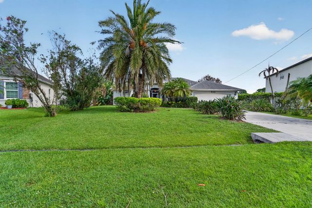 4 of 39 - 5341 Nw Alam Circle, Port St. Lucie, FL