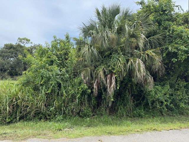 2 of 3 - 0 San Diego Avenue, Fort Pierce, FL