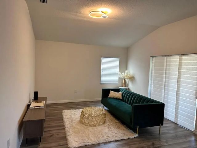 5 of 17 - 1099 Dania Circle Ne, Palm Bay, FL