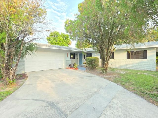2 of 22 - 1405 Country Club Boulevard, Titusville, FL