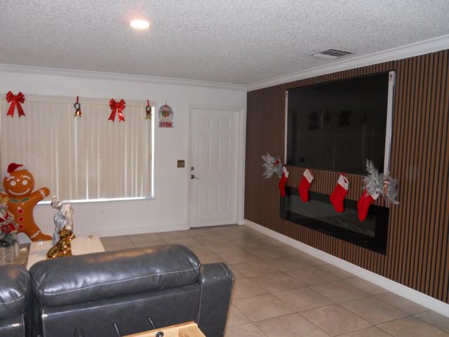 3 of 28 - 4774 Orleans Court #c, West Palm Beach, FL
