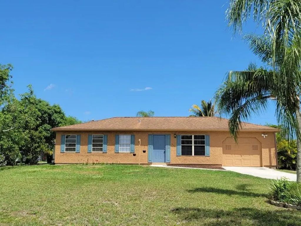 311 Sw Virden Court, Port St. Lucie
