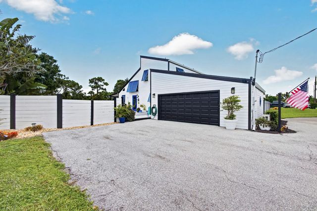 5 of 130 - 5723 Se Orange Blossom Trail, Hobe Sound, FL