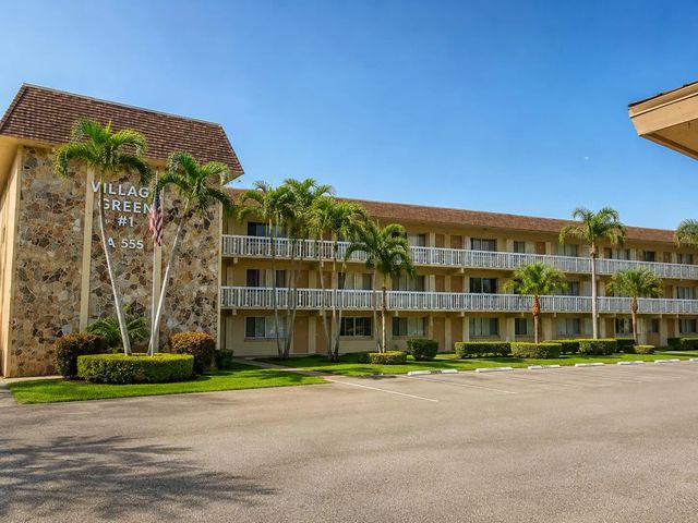 3 of 28 - 555 Purdy Lane #unit 309, Palm Springs, FL