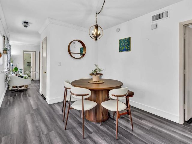4 of 20 - 1060 92nd Street #6, Bay Harbor Islands, FL
