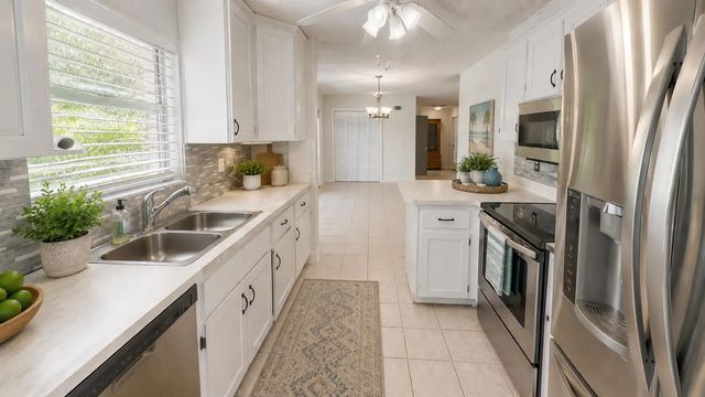 3 of 22 - 1673 Sw Gemini Lane, Port St. Lucie, FL