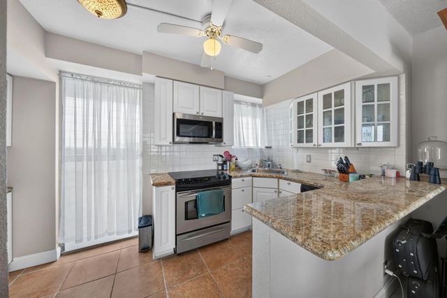 4 of 35 - 1900 S Ocean Drive #804, Fort Lauderdale, FL