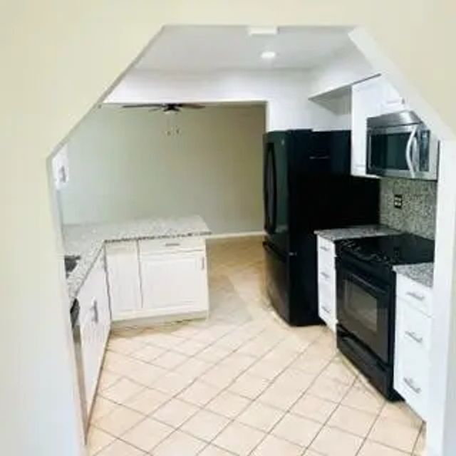 3 of 30 - 251 Las Palmas Street, Royal Palm Beach, FL