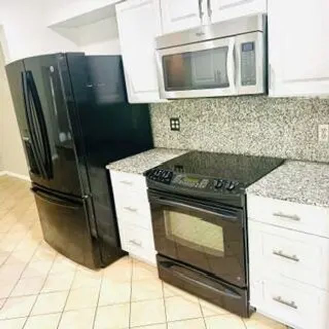 4 of 30 - 251 Las Palmas Street, Royal Palm Beach, FL