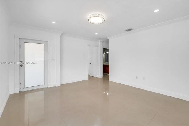 4 of 41 - 3685 W 9th Avenue, Hialeah, FL