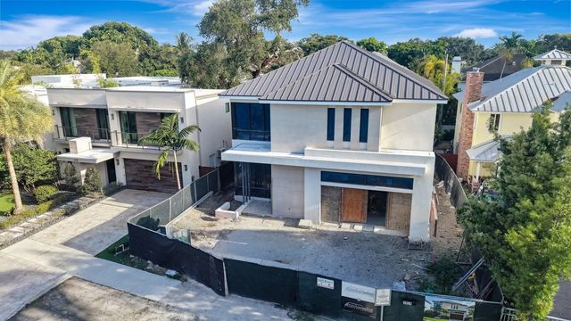 3 of 32 - 1014 Se 5th Court, Fort Lauderdale, FL