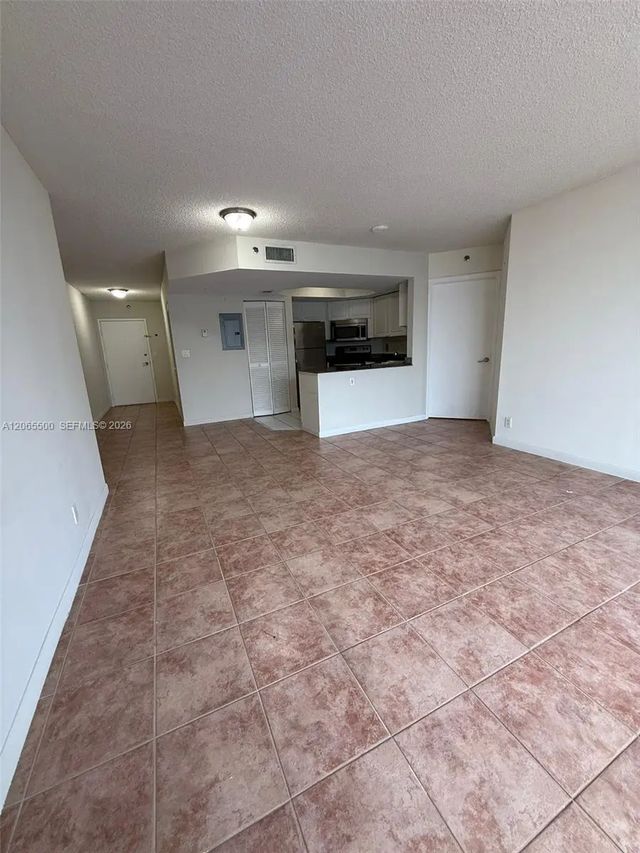 5 of 19 - 8911 Collins Avenue #1103, Surfside, FL