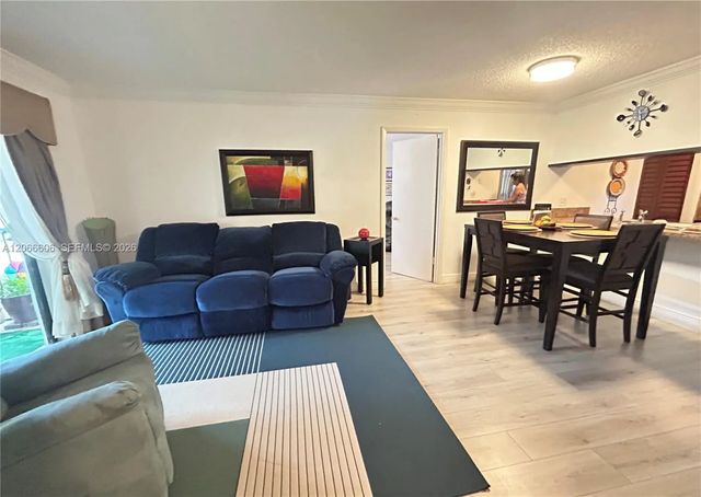 3 of 35 - 9702 Hammocks Boulevard #203, Miami, FL