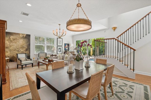 3 of 38 - 608 Ne 11th Avenue, Fort Lauderdale, FL