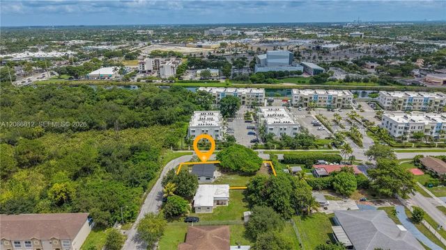 4 of 27 - 21421 Sw 110th Avenue, Cutler Bay, FL