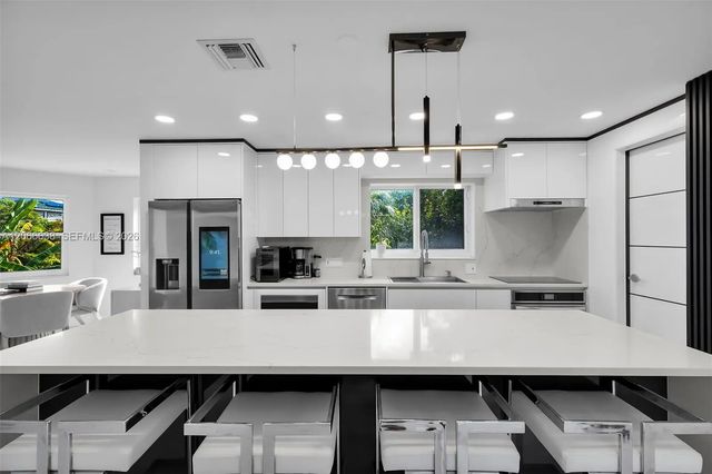 4 of 35 - 209 Corsair Road, Duck Key, FL