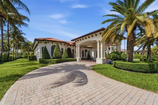 4 of 49 - 10181 Nw 131st Street, Hialeah Gardens, FL