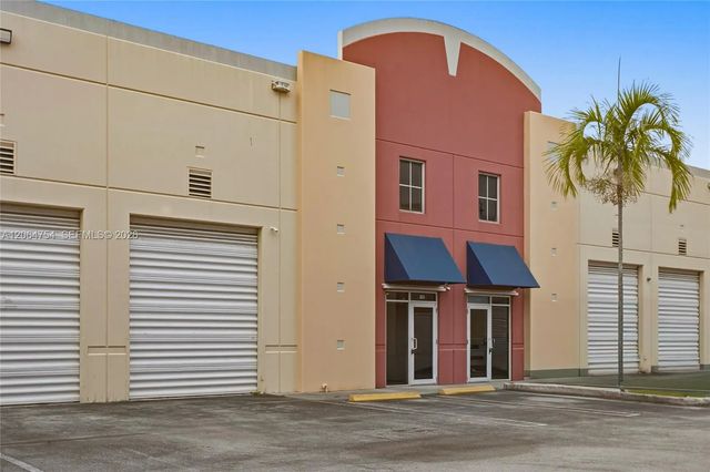 6010 Nw 99th Avenue #103, Doral
