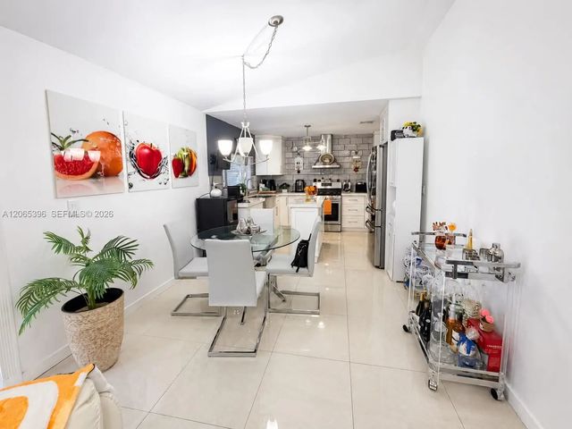 2 of 16 - 19631 Nw 57th Place, Hialeah, FL