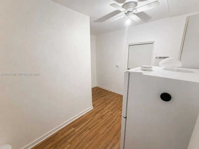 5 of 16 - 19631 Nw 57th Place, Hialeah, FL