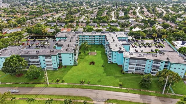 4141 Nw 44th Avenue #217, Lauderdale Lakes