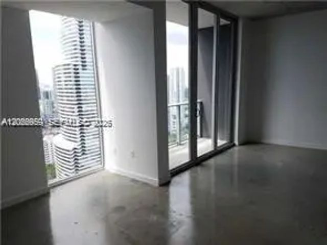 5 of 14 - 151 Se 1st Street #3207, Miami, FL