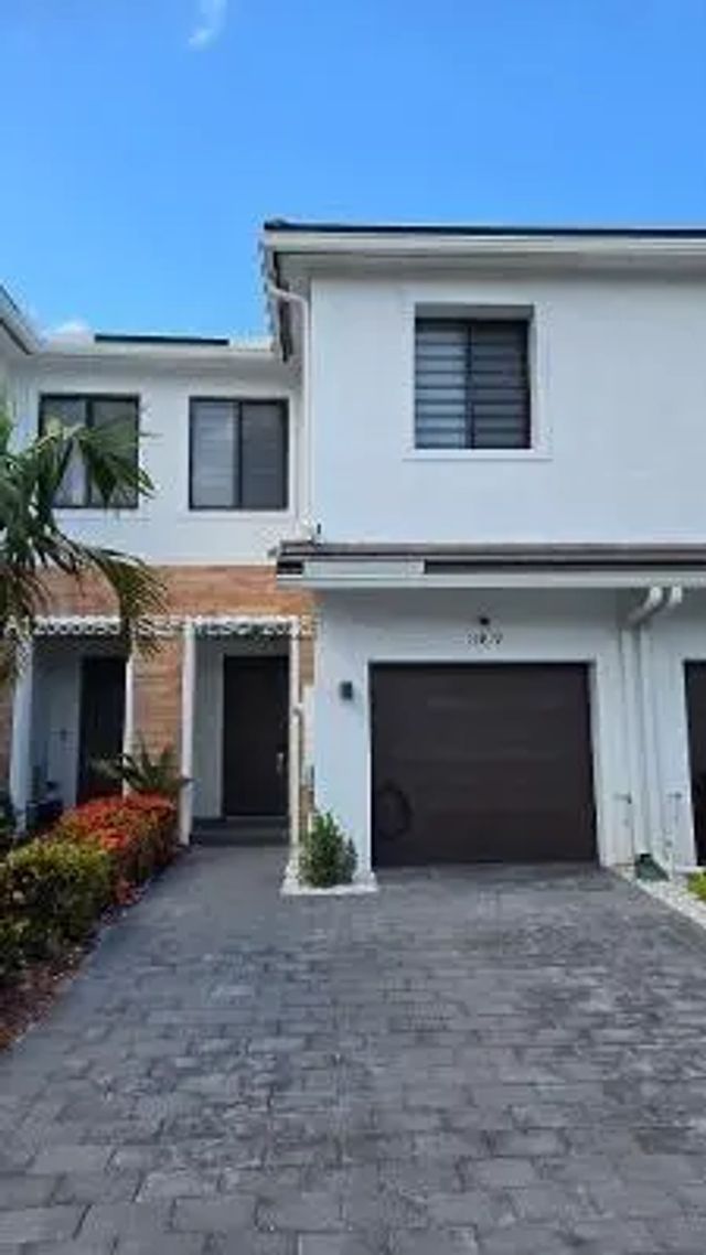 10819 Sw 232nd Terrace, Homestead