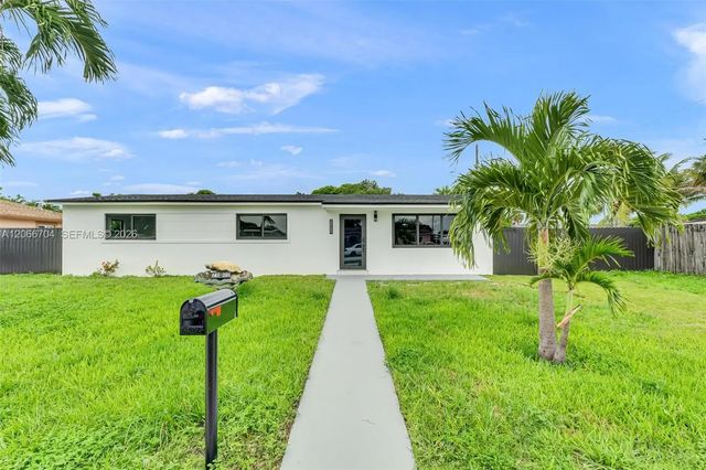 5 of 43 - 2600 Nw 205th Street, Miami Gardens, FL