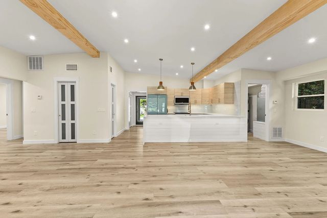 4 of 43 - 3615 Indian River Drive E, Vero Beach, FL