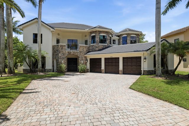 2 of 55 - 10594 Versailles Boulevard, Wellington, FL