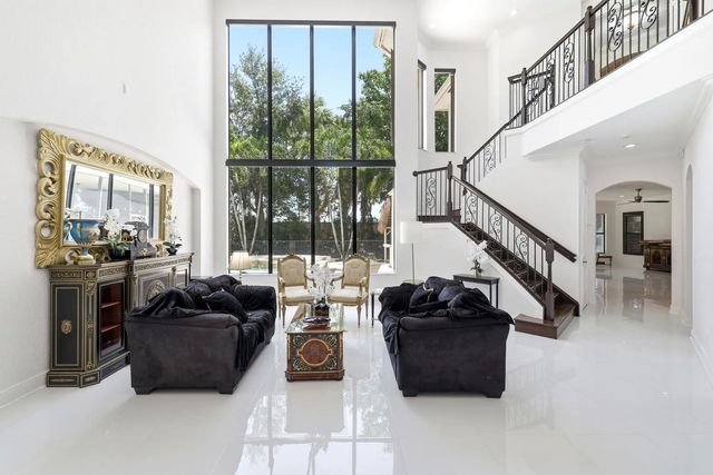 3 of 55 - 10594 Versailles Boulevard, Wellington, FL